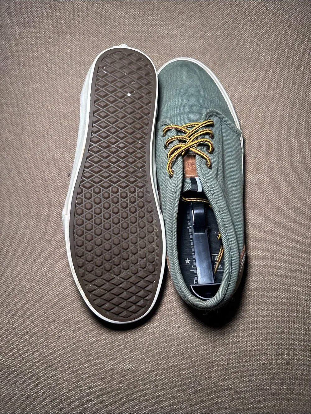 Vans California Authentic Corduroy Green Sneakers Size 12